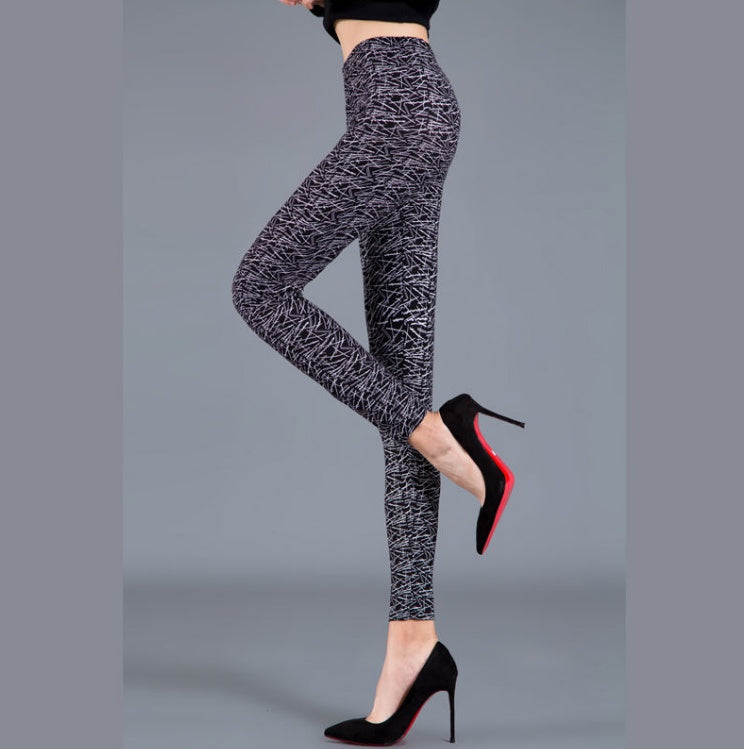 Trendy Women's Stretch Leggings with Vibrant Prints for All-Day Comfort