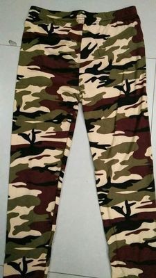 Trendy Camouflage Print Leggings