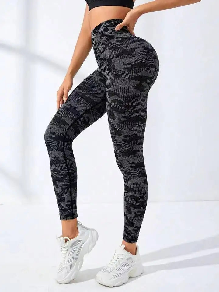 Women's 2023 Push-Up Scrunch Seamless Camouflage Leggings for Gym and Fitness