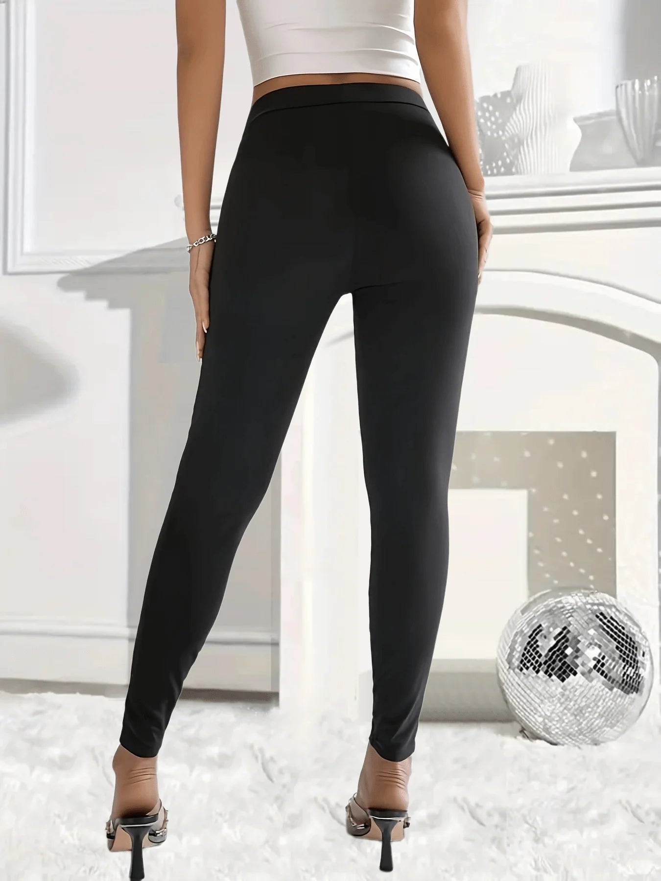 Chic Plus Size Women's Sequin-Embellished Slim-Fit Yoga Leggings for Effortless Style