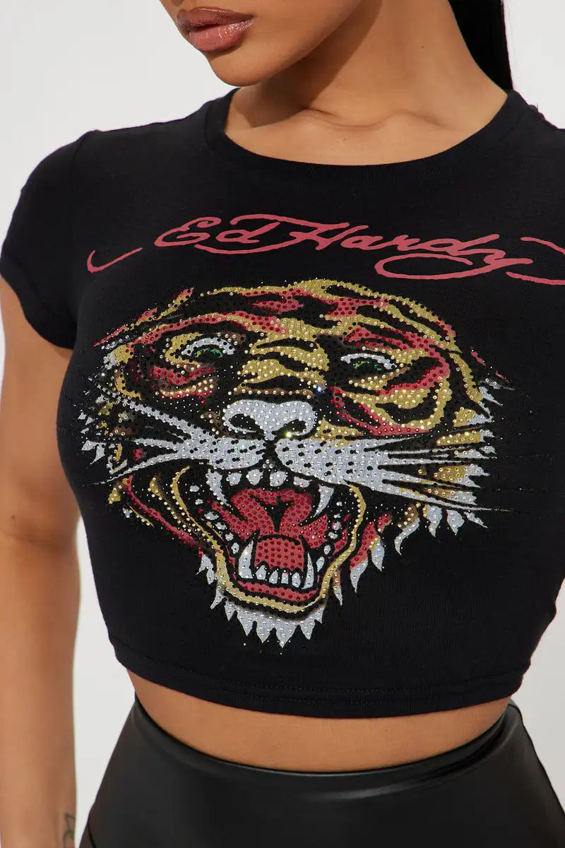 Y2K Vintage Tiger Graphic T-Shirt for Women - Short Sleeve Round Neck Gothic High Streetwear Top with Hot Diamond Design 2024