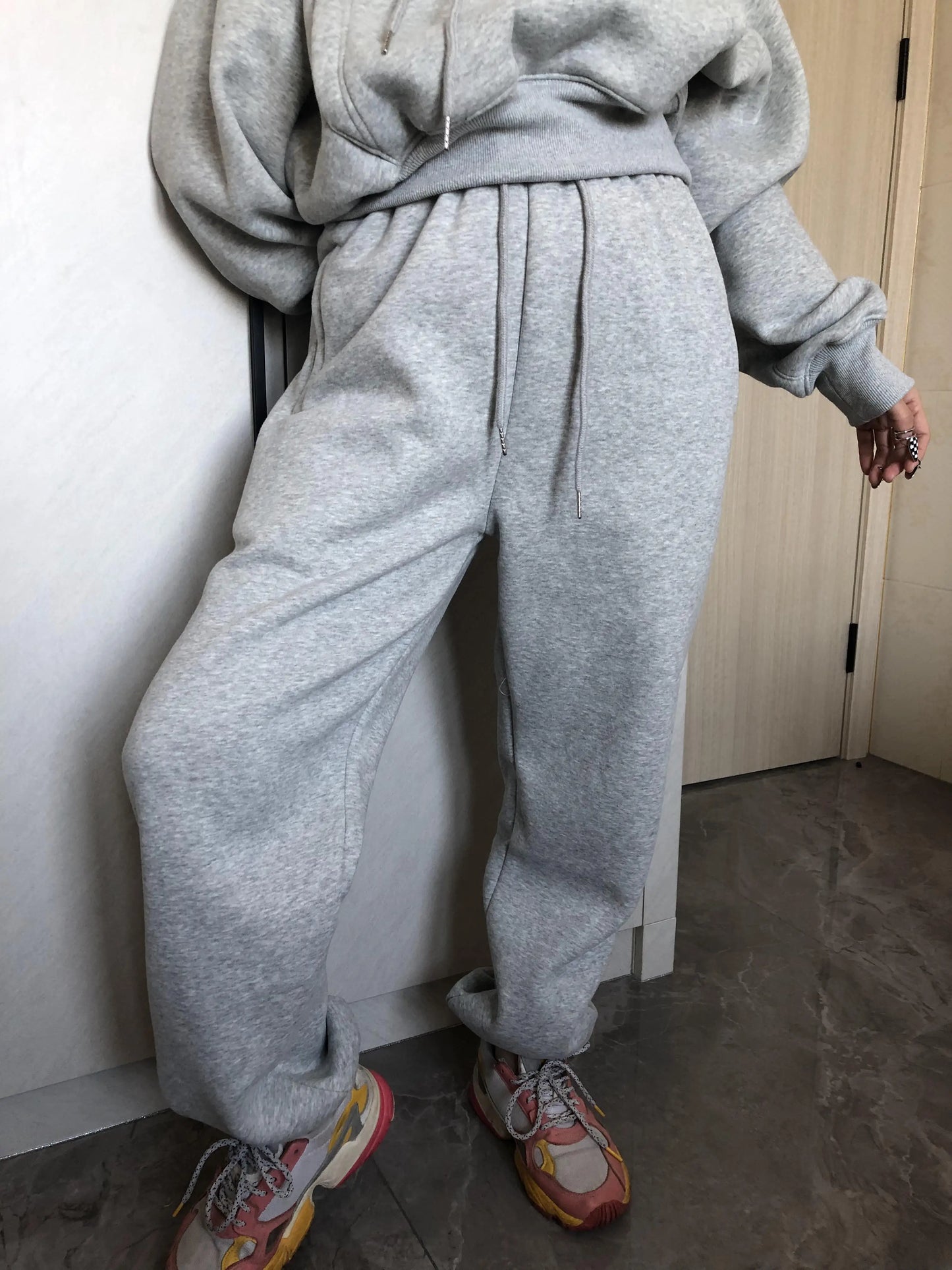 Cozy Fleece Hoodie and Jogger Pant Set for Women - Stylish 2 Piece Tracksuit for Fall & Winter SIZE XXL