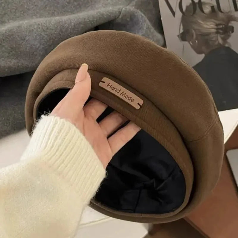 Unisex Retro Woolen Beret Hat for Autumn Winter 2023 - British Style Painter Cap in Classic Colors