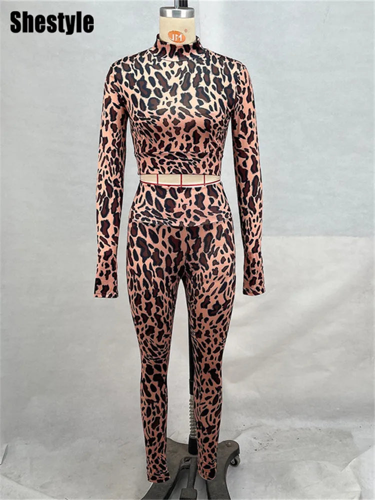 Sporty Leopard Print Women's Two-Piece Set - Casual Animal Leggings & High Neck Crop Top in Brown