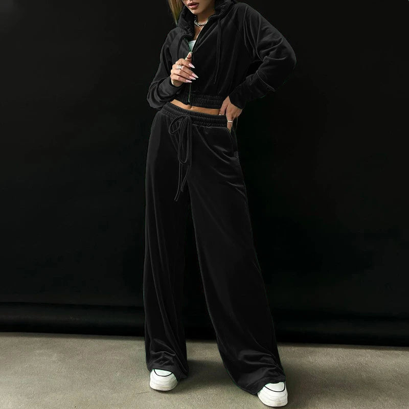 Chic Velvet Two-Piece Tracksuit for Women - Autumn Zip Hoodie and Crop Top with Pants Set