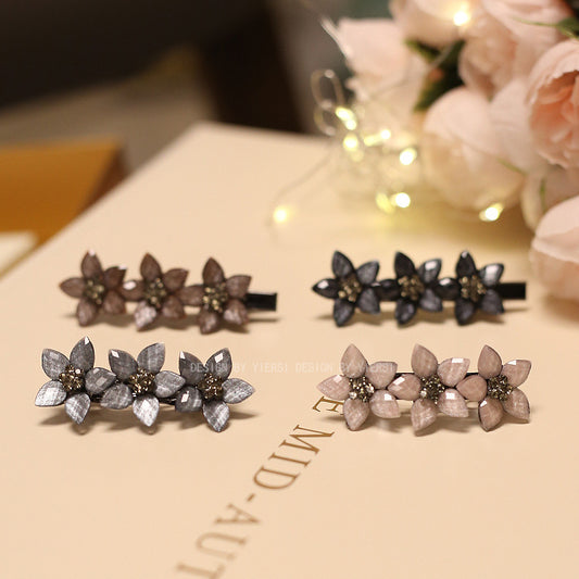 Retro Floral Resin Hairpin Headdress for Timeless Elegance